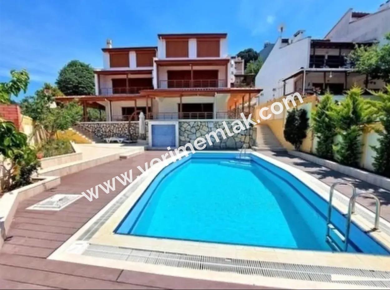 Luxus 4 1 Villa Mit Pool Zum Verkauf Auf Der Meerseite In Doğanbey