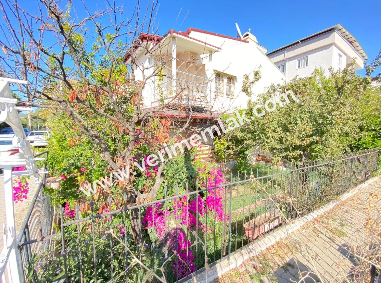 3 1 Villa Zum Verkauf Mit Garten Ganz In Der Nähe Des Meeres In Ürkmez