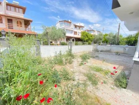 Mustakil Geneş Garten In Doğanbey Zum Verkauf 3 1 Villa