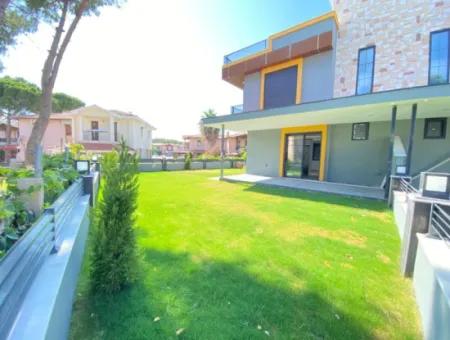 Ürkmezde Strandpromenade Mustakil Geneş Garten Luxus 3 1 Villa Zum Verkauf