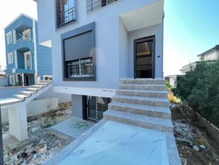 Mustakil Geneş Garden Full Sea Manzarlı In Doğanbey 3 1 Villa Zum Verkauf