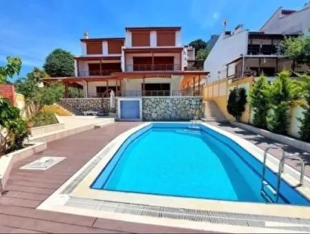 Luxus 4 1 Villa Mit Pool Zum Verkauf Auf Der Meerseite In Doğanbey