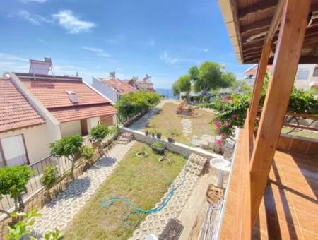 3 1 Villa Zum Verkauf Mit Vollem Meerblick Großer Garten Auf Der Meerseite In Doğanbey