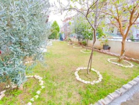 2 1 Wohnung Zum Verkauf Mit Freistehendem Garten Im Zentrum Von Ürkmez