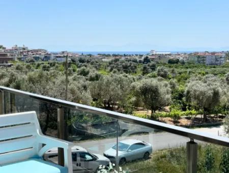 3 In 1 Wohnung Maisonette Mit Großer Terrasse Mit Blick Auf Die Stadt Meer In Ürkmez