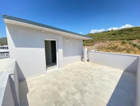 3 1 Villa Zum Verkauf In Seferihisar Payamlı Mit Weitem Gartenblick Auf Das Meer