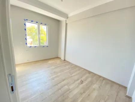 2 1 Wohnung Zum Verkauf In Gümüldür Wohnzimmer Küche Separates Meerblick