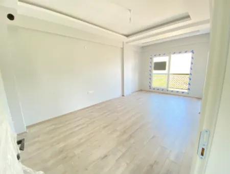 2 1 Wohnung Zum Verkauf In Gümüldür Wohnzimmer Küche Separates Meerblick