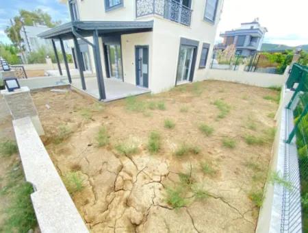 2 1 Villa Zum Verkauf In Doganbey Mit Herrlichem Blick Auf Die Natur