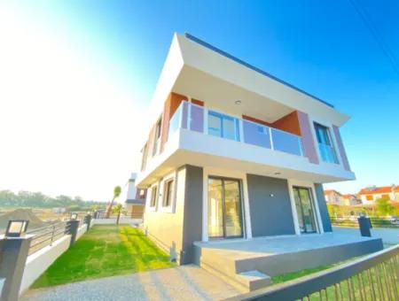 4 1 Villa Zum Verkauf In Seferihisar Sığacık Mit Freistehendem Einzelpool Full Sea