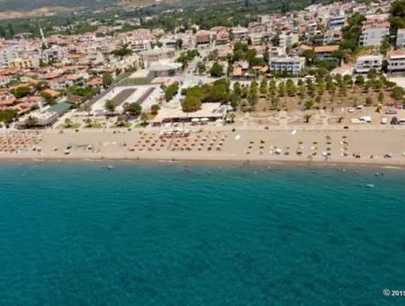 2 1 Wohnung Zum Verkauf In Der Nähe Des Meeres Im Zentrum Des Basars In Ürkmez