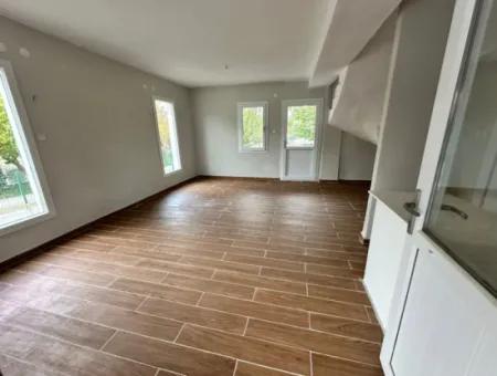 100M2 Freistehende Ultra-Luxuriöse Villa Zum Verkauf 3 In 1 Villa Zum Meer In Doganbey