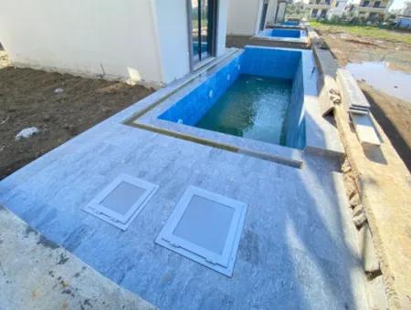 3 1 Villa Zu Verkaufen Mit Fussbodenheizung Pool In Doğanbey