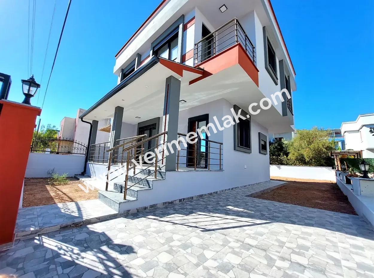 İzmir Seferihisar Doğanbey De Mustakil Geneş Bahçeli For Sale 3 1 Summer House