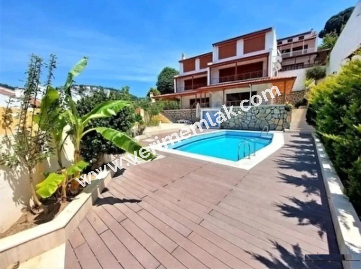 Luxury 4 1 Villa With Pool For Sale On The Sea Side In Doğanbey