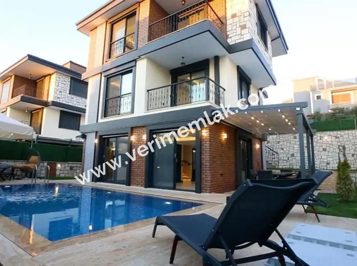 Seferihisar Akarcade Large Garden Detached Pool Luxury For Sale 4 1 Villa