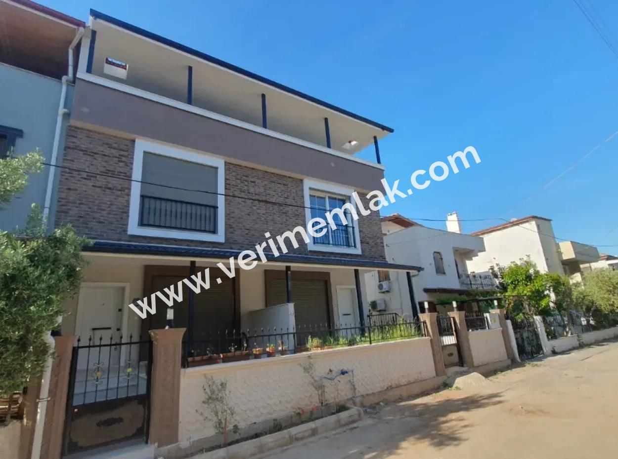 3 1 Villa For Sale In Seferihisar Payamlı With Garden Detached Close To The Sea