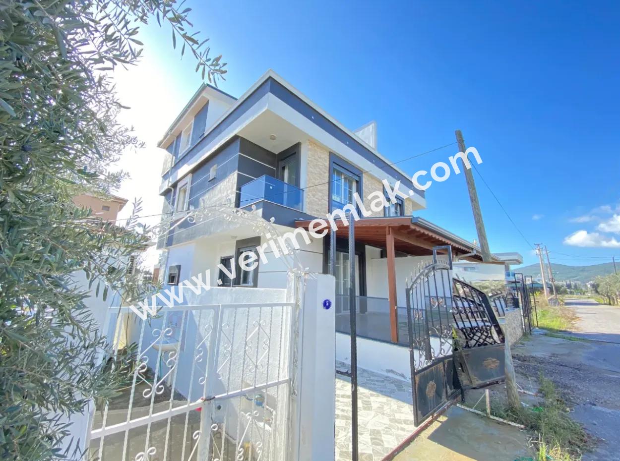 Mustakil Spacious Garden Parking Garage Parking Garage In Doğanbey 3 1 Villa For Sale