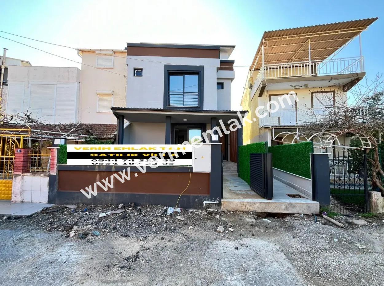 3 1 Villa For Sale With Detached Entrance And Garden In Doganbey, Seferihisar