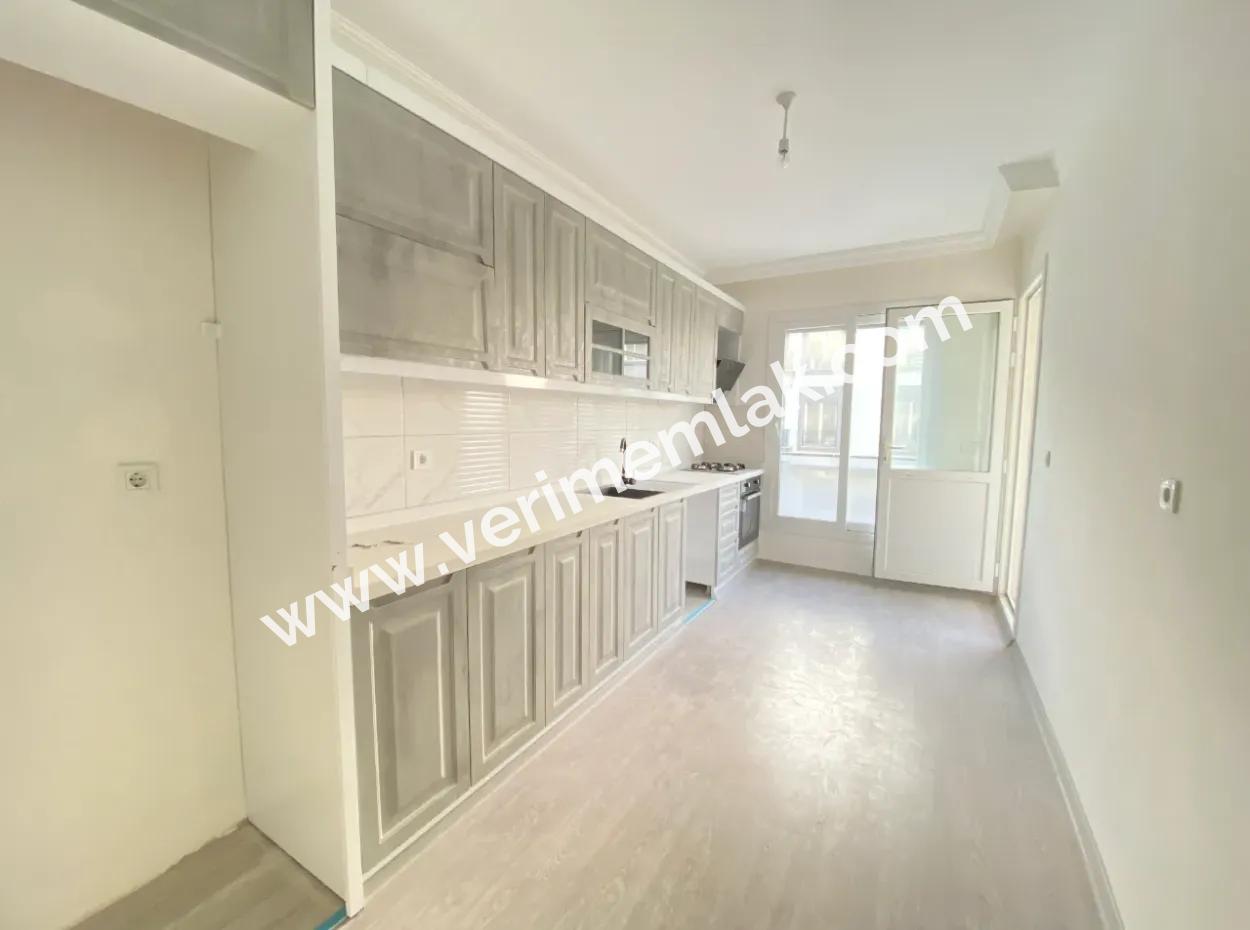 3 1 Apartment For Sale In Ürkmez With Living Room, Kitchen, Separate Elevator