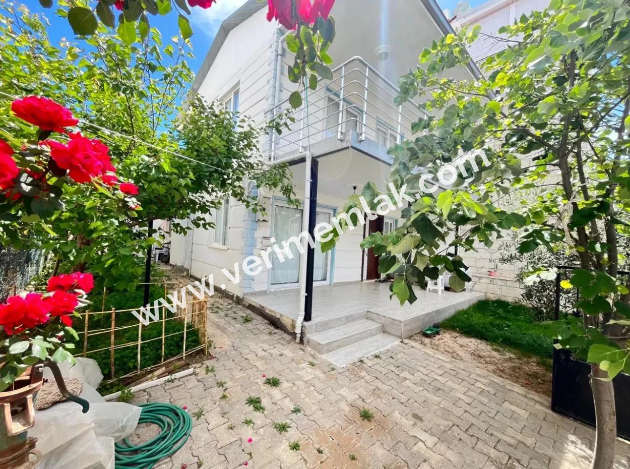 4 1 Villa For Sale With Detached Garden By The Sea In Ürkmez