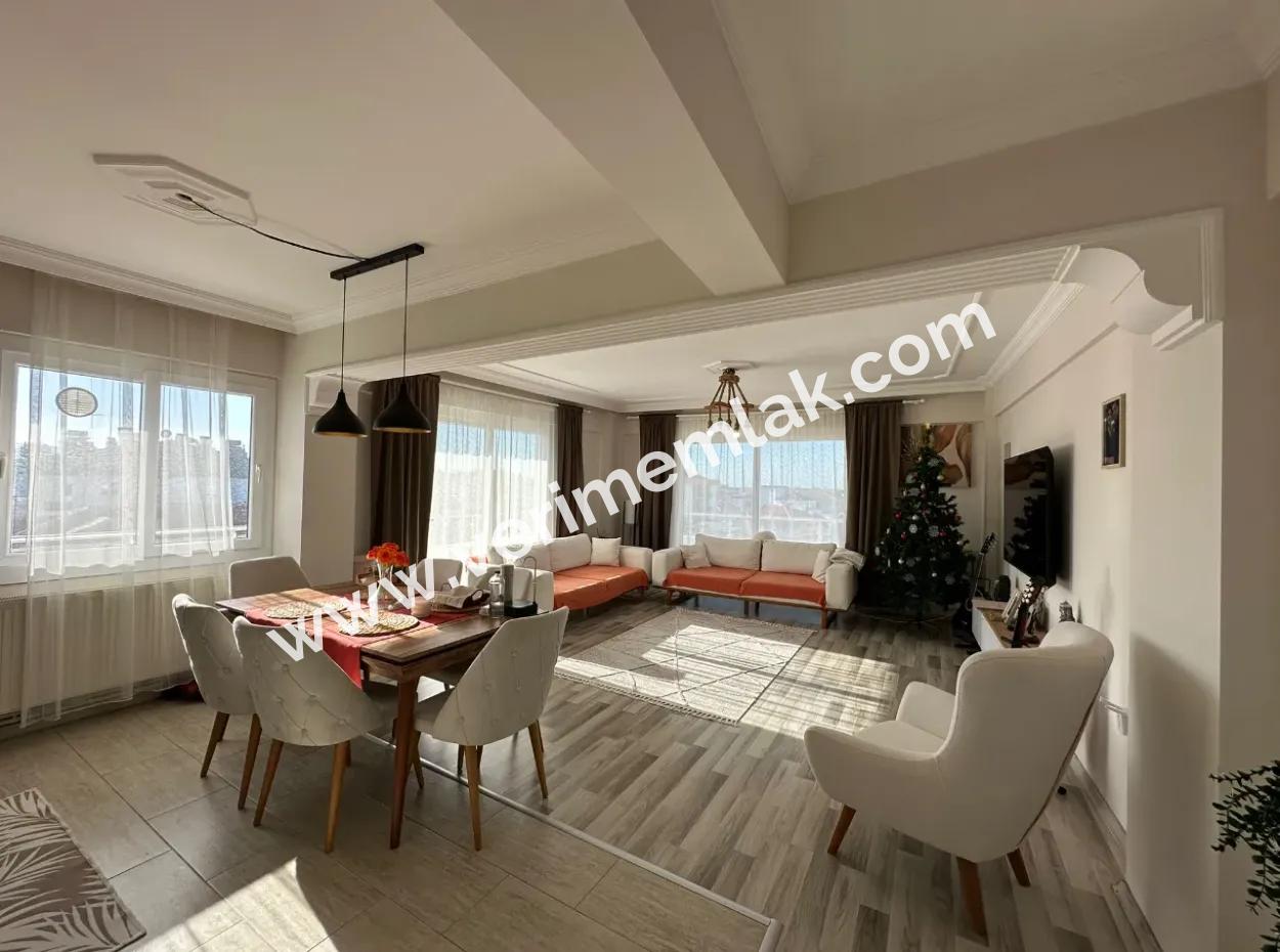 Seferihisar Main Street Spacious Apartment With Elevator 3 1 Apartment For Sale