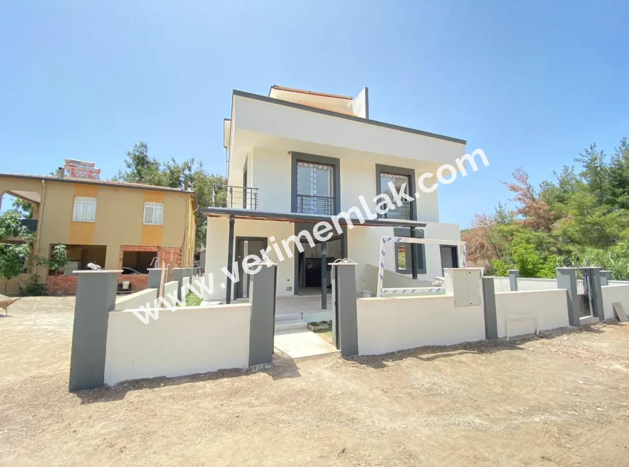 2 1 Villa In Spacious Location With Large Garden In Seferihisar Payamlı