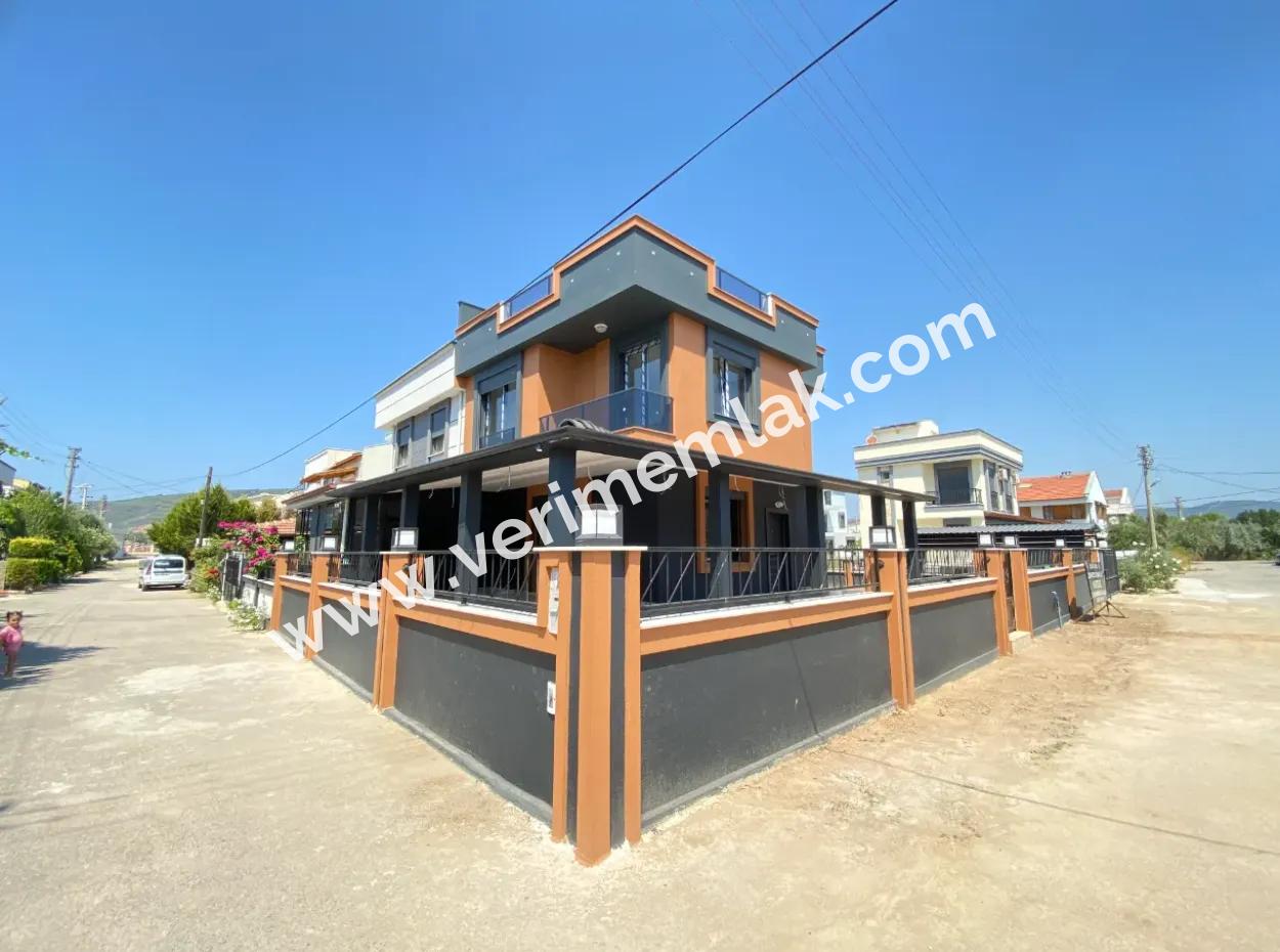 Doganbey Cumhuriyet Mah.de 3 1 Villa For Sale With Geneş Garden