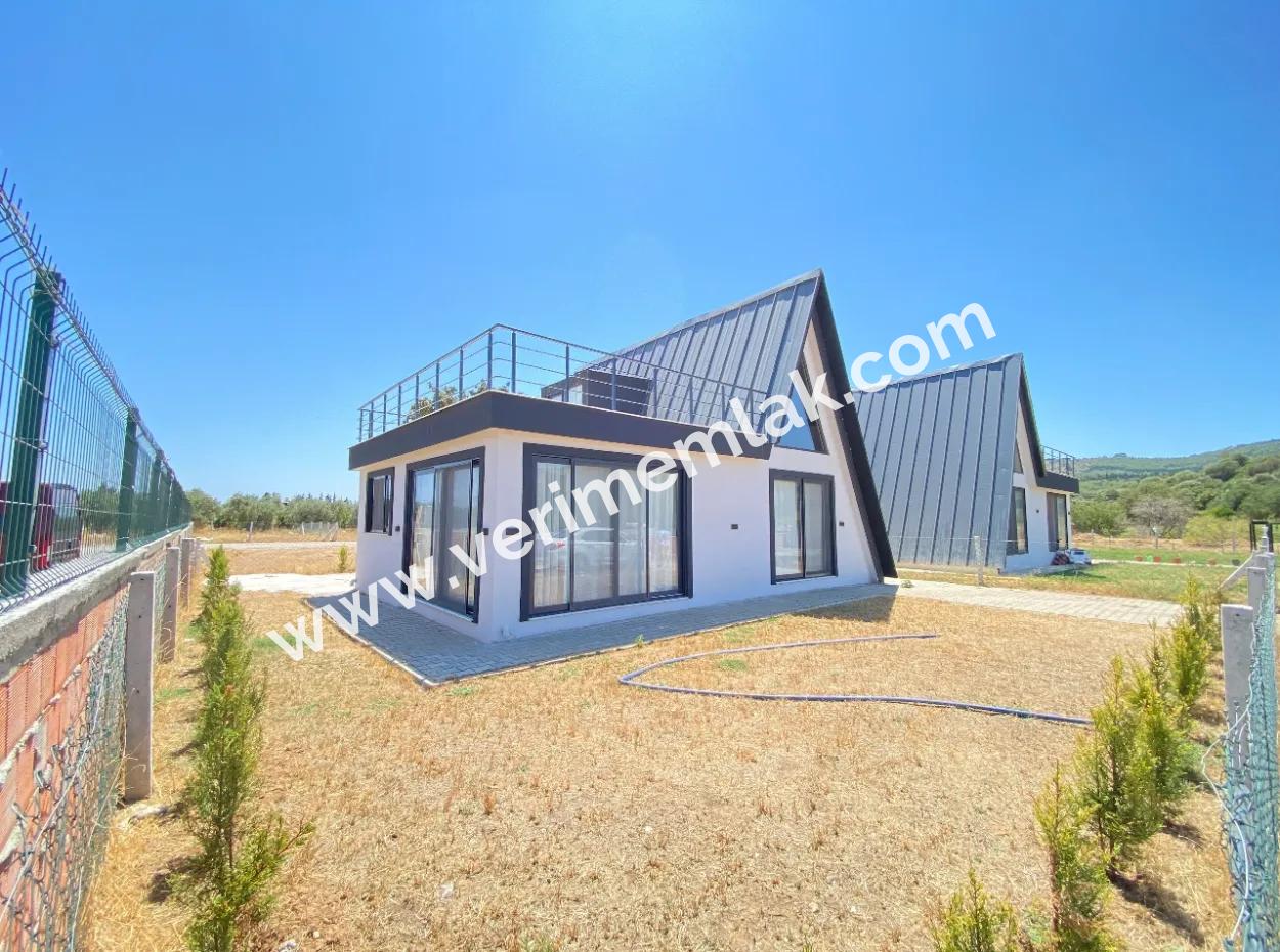 Prefabricated 2 1 Summer House For Sale In 300M2 Plot In Doganbey