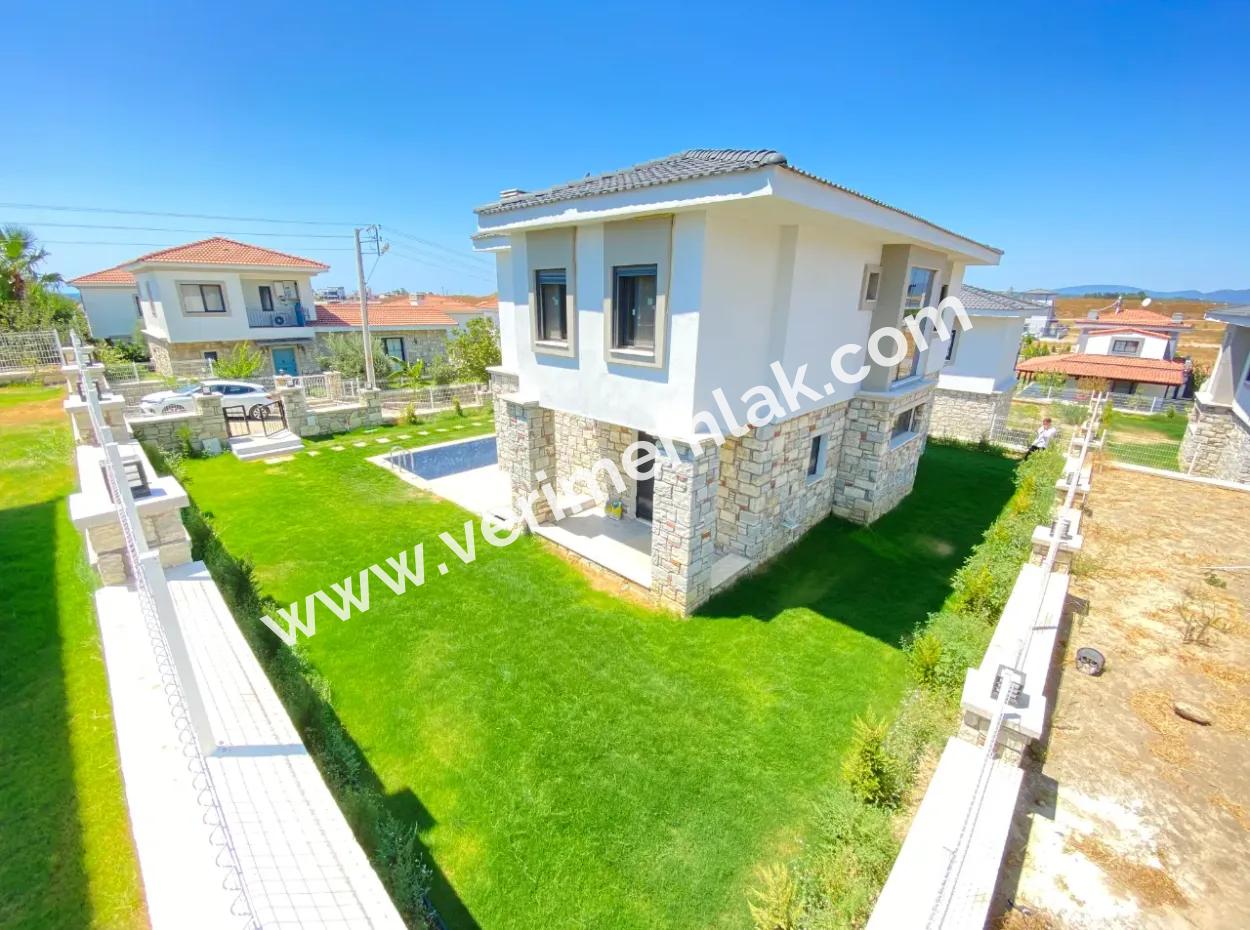 4 1 Villa For Sale In Akarcada With Detached Pool And Luxury Fireplace