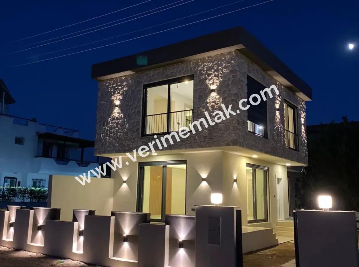 Doganbey Cumhuriyet Mah.de Single Detached Sea Close 3 1 Villa For Sale