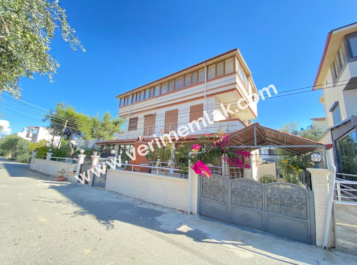 Parking Garage In Doganbey Deniz Very Yalıkn 3 1 Villa For Sale