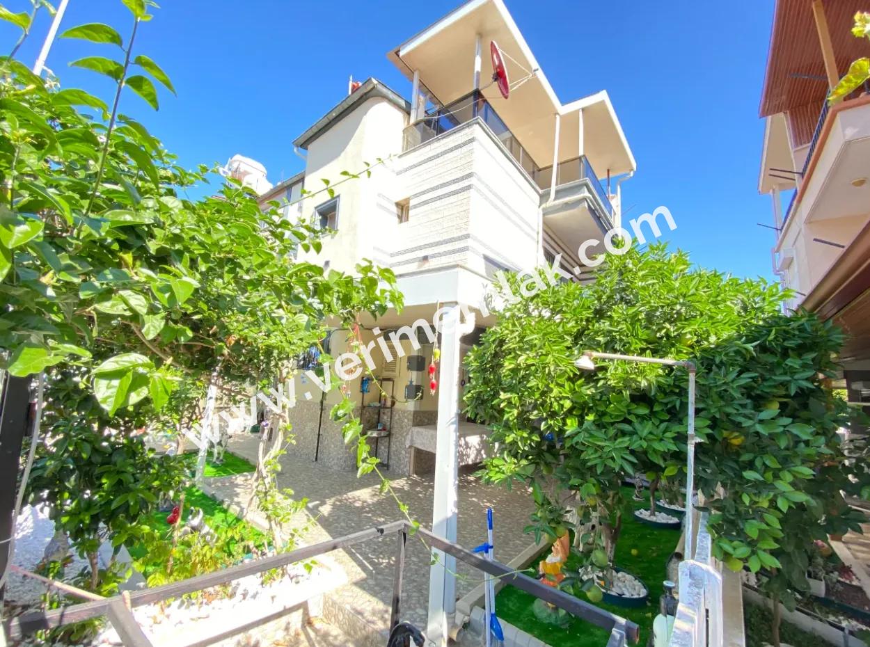 350M2 3 1 Villa To The Sea In The Center Of The Bazaar In Ürkmez