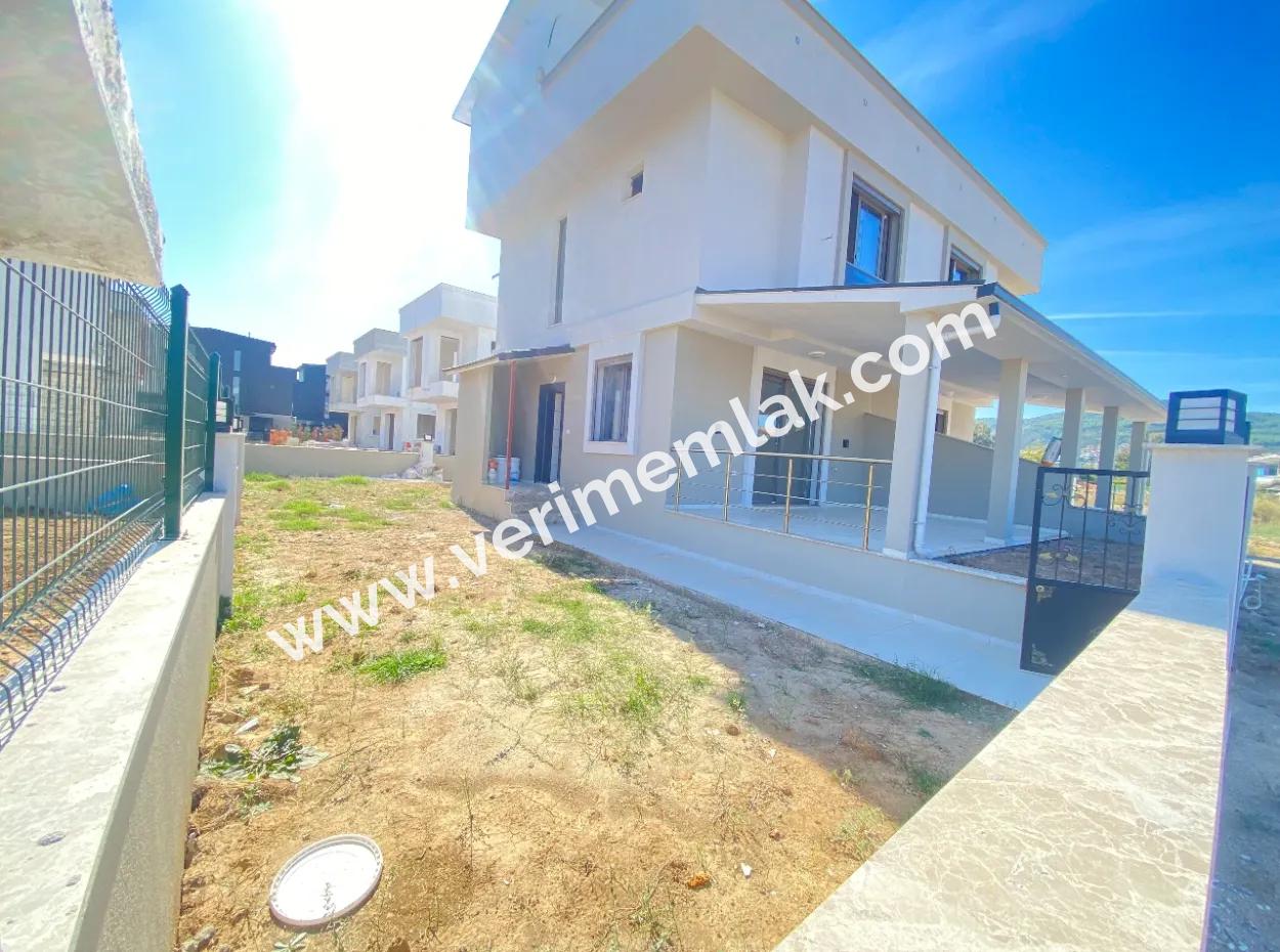 3 1 Villa For Sale With Large Garden In Doganbey