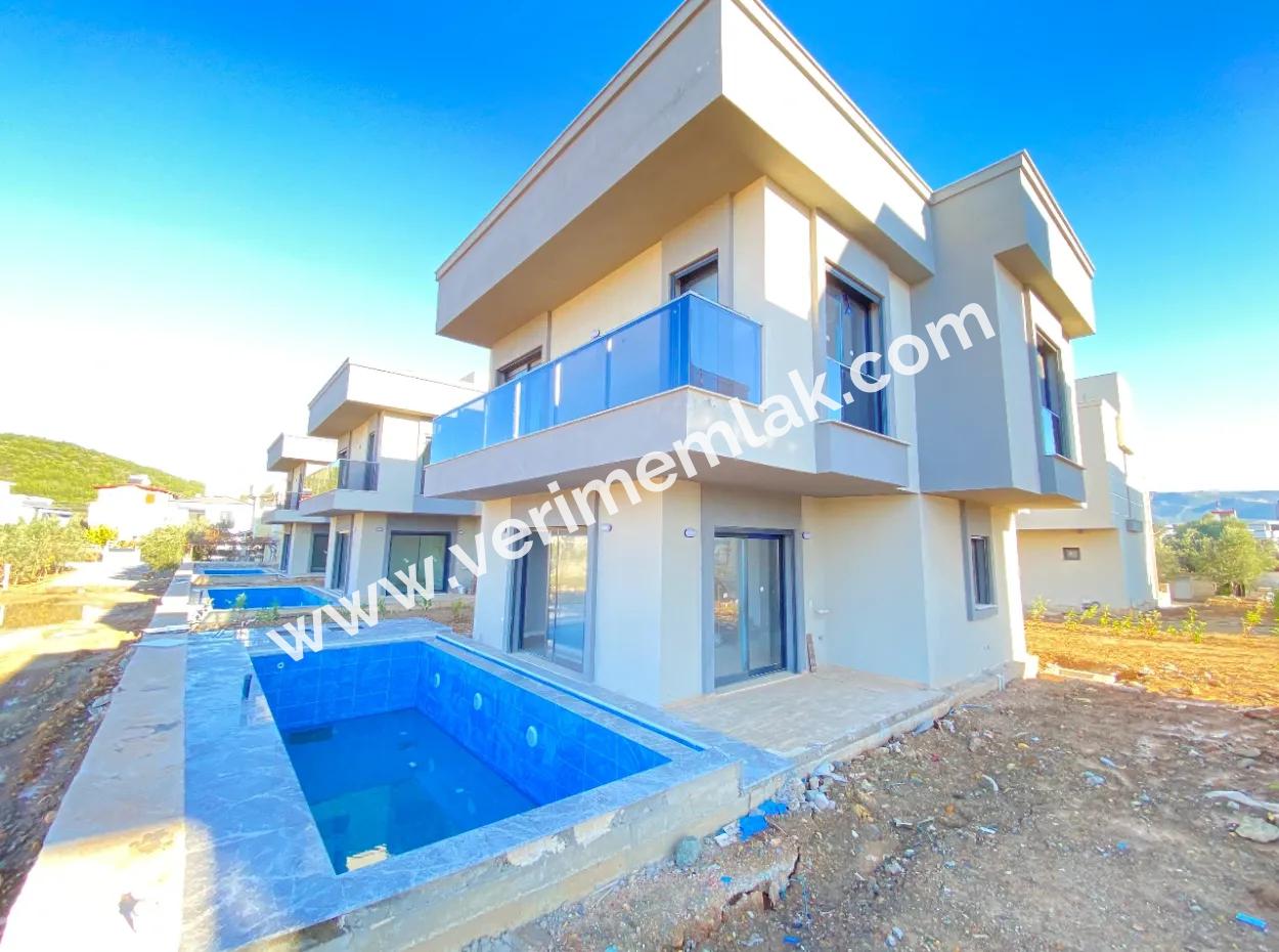 3 1 Villa For Sale With Single Detached Pool In 300M2 Plot In Doganbey