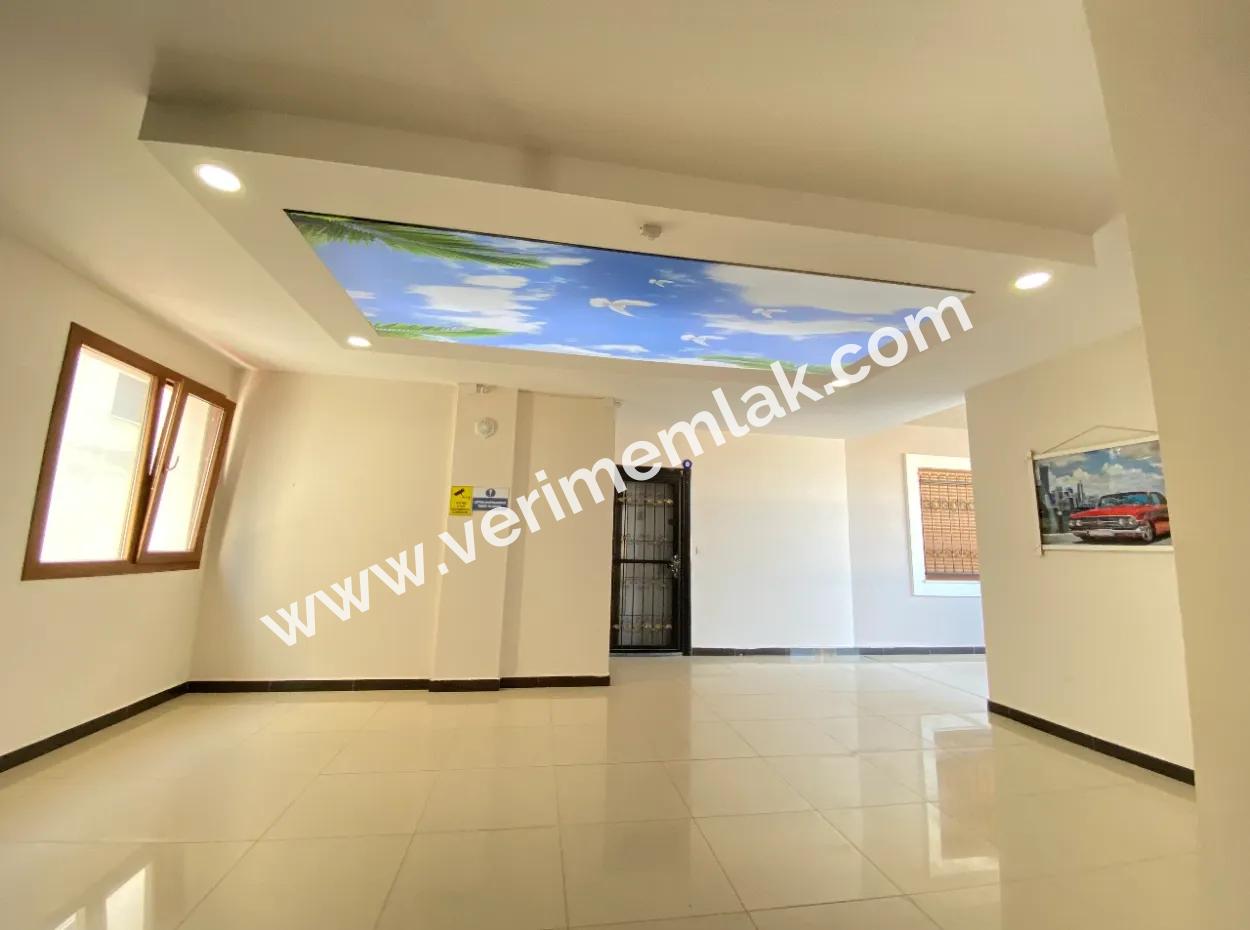 2 1 Apartment For Sale In The Center Of The Bazaar In Ürkmez