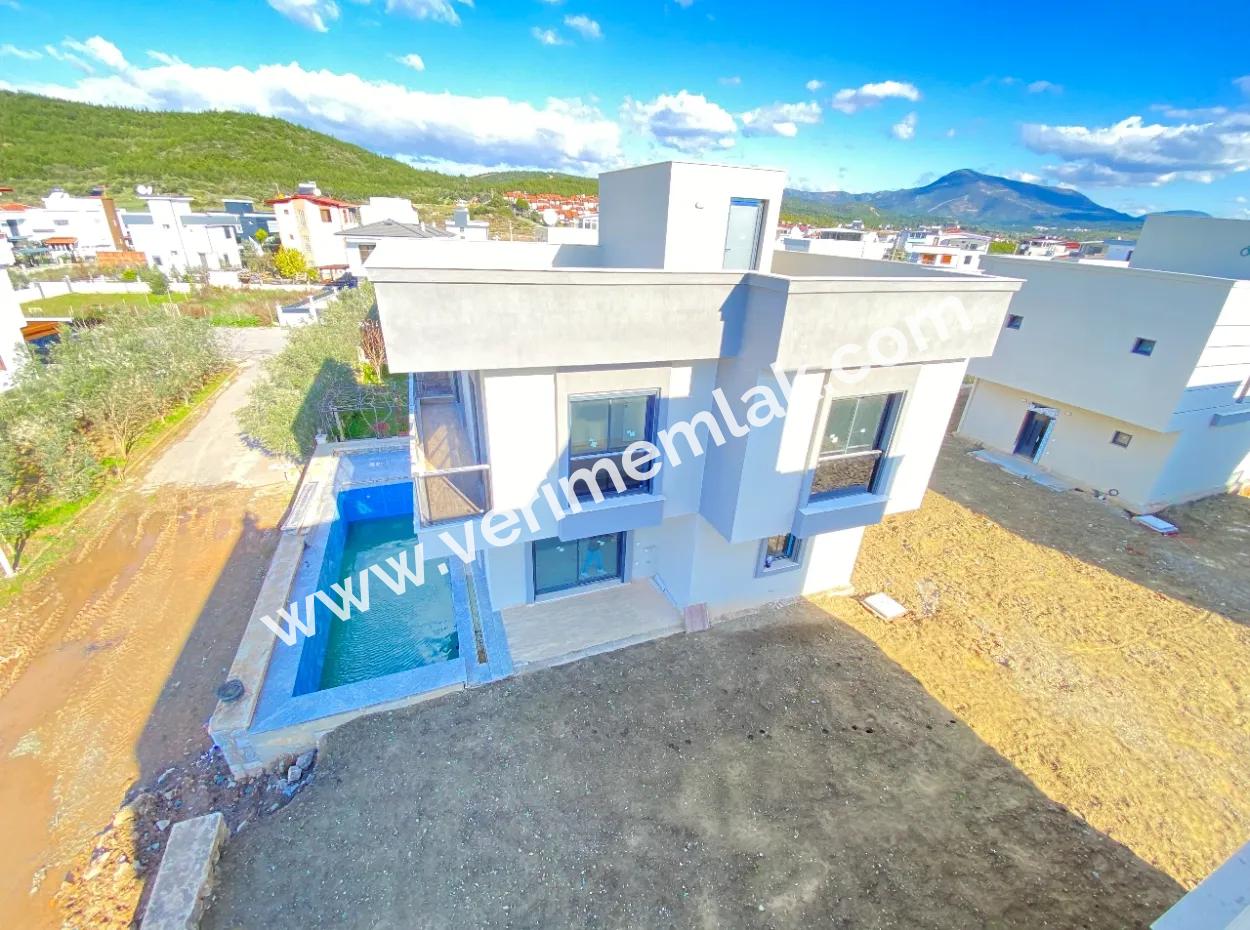 3 1 Villa For Sale With Underfloor Heating Pool In Doğanbey