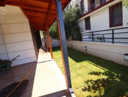 Özdere Orta Mah.de Ful Denizda Manzarlı Lükx For Sale 3 1 Villa 