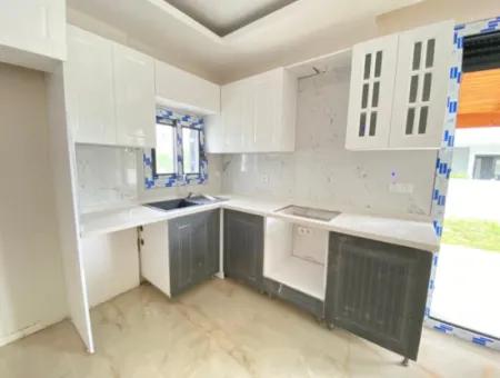 Luxury Built 4 1 Summer House With Detached Entrance In Doğanbey