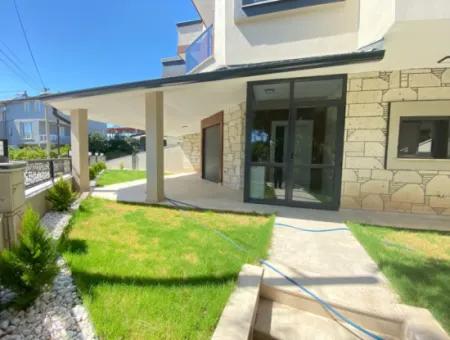 3 In 1 Villa For Sale In Ultura Luxury Sale In The Center Of Ürkmez Close To The Sea With Geneva Garden