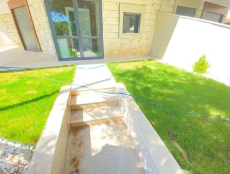 3 In 1 Villa For Sale In Ultura Luxury Sale In The Center Of Ürkmez Close To The Sea With Geneva Garden