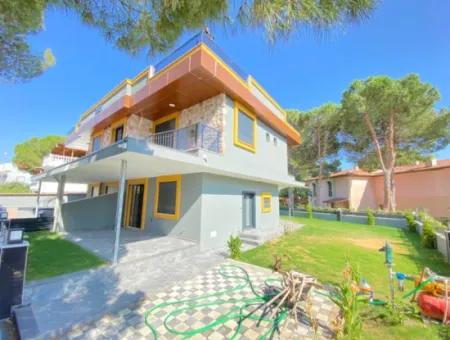 Ürkmezde Seafront Mustakil Geneş Garden Luxury 3 1 Villa For Sale