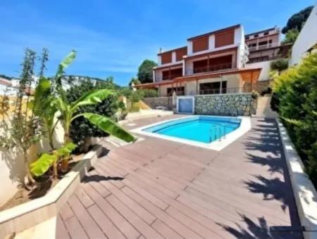 Luxury 4 1 Villa With Pool For Sale On The Sea Side In Doğanbey