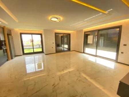 Seferihisar Camikebir De Mustakil Bahçeli Ultra Luxury 3 1 Villa For Sale