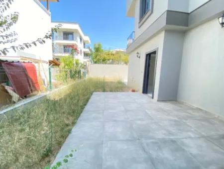 Opportunity Investment In Seferhisar Ürkmez 3 1 Luxury Villa With Full Sea View