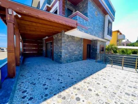 Ürkmez 20 M To The Sea Sea View Underfloor Heated 3 1 Villa For Sale