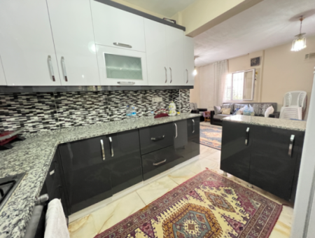 5 1 Villa For Sale With Large Garden In Seferihisar Ürkmez Deniz Tarafın