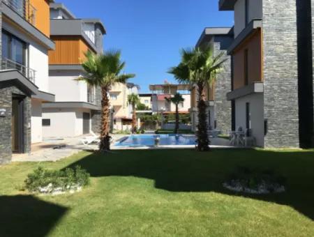 3 1 Villa For Sale In Ürkmez