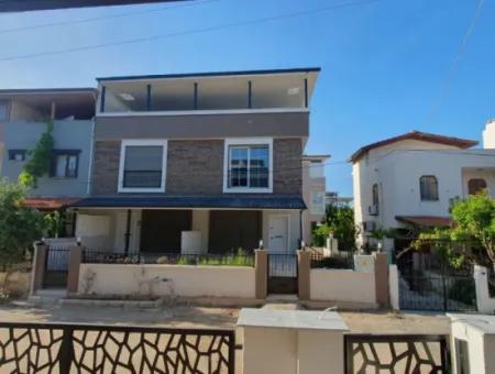 3 1 Villa For Sale In Seferihisar Payamlı With Garden Detached Close To The Sea