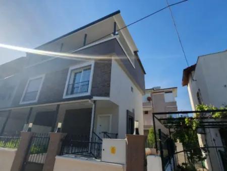 3 1 Villa For Sale In Seferihisar Payamlı With Garden Detached Close To The Sea